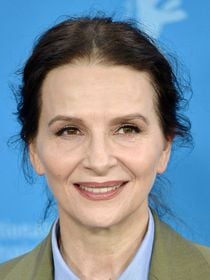 Juliette Binoche a posé ses valises dans l'arrondissement le plus vaste de la capitale