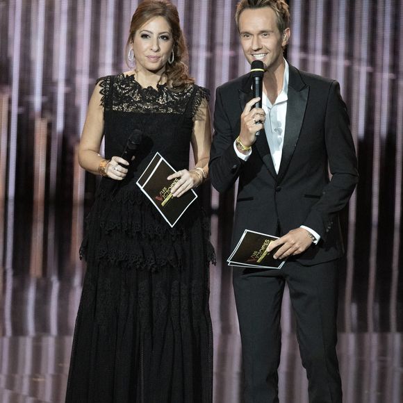 Les animateurs Léa Salamé et Cyril Feraud lors des 39èmes Victoires de la Musique à la Seine Musicale le 9 février 2024 à Boulogne-Billancourt, France. Photo par David NIVIERE/ABACAPRESS.COM