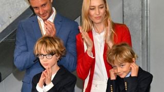 Pierre Casiraghi et Beatrice Borromeo en compagnie de leurs enfants pour un prestigieux événement à Monaco : leur petite dernière manque à l’appel
