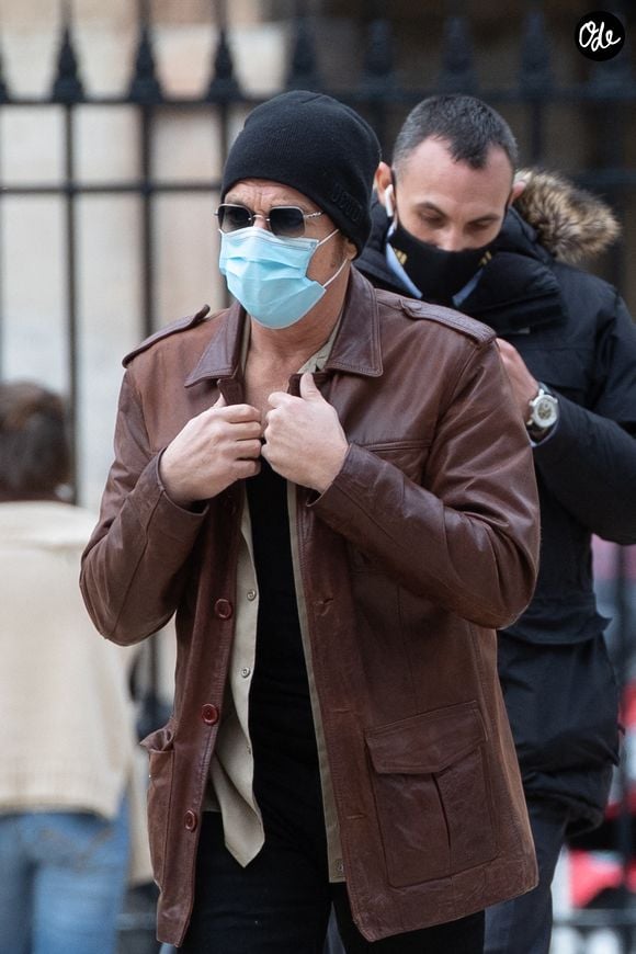 Jean Claude Van Damme sur le lieu du tournage du film "Le dernier mercenaire" à Paris le 12 octobre 2020.
