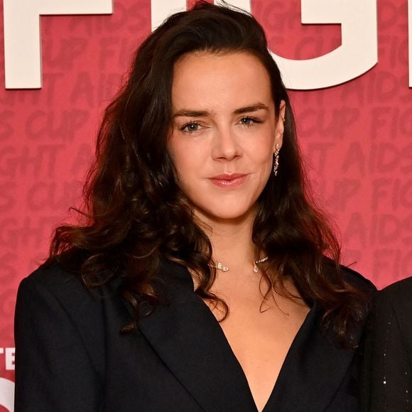 Pour le mettre en valeur, Pauline Ducruet s'est photographiée en train de faire du wakeboard, comme sa mère.

Pauline Ducruet durant la soirée de gala du "Fight Aids Cup 2026" à l'hôtel Fairmont Monte-Carlo à Monaco, le 24 janvier 2026

© Bruno Bebert / Bestimage