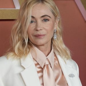 Emmanuelle Béart arrive à la 50e cérémonie des César du cinéma à l'Olympia le 28 février 2025 à Paris, France.  Photo de Laurent Lairys/ABACAPRESS.COM