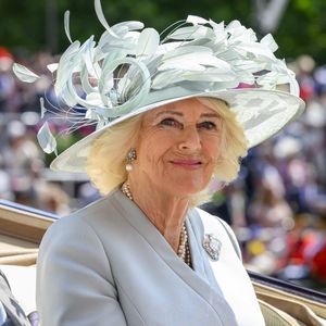 17 juin 2025 : La reine Camilla lors de la première journée de Royal Ascot à l'hippodrome d'Ascot. Crédit photo : Zuma Press / Bestimage