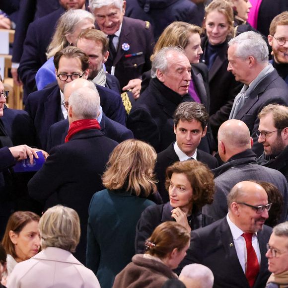 François Bayrou, Bruno Le Maire, Gabriel Attal - Cérémonie de réouverture de la cathédrale Notre-Dame de Paris, le 7 décembre 2024. Joyau de l’art gothique, lieu de culte et de culture, symbole universel de la France et de son histoire, la cathédrale de Notre-Dame de Paris rouvre ses portes les 7 et 8 décembre, cinq ans après le terrible incendie qui l’avait ravagée le 15 avril 2019. 
© Dominique Jacovides / Bestimage
