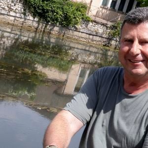 Exclusif - Pascal Bataille lors de la 37ème édition du salon du livre de Cosne-Cours-sur-Loire, France, le 1er juin 2025. © Cédric Perrin/Bestimage