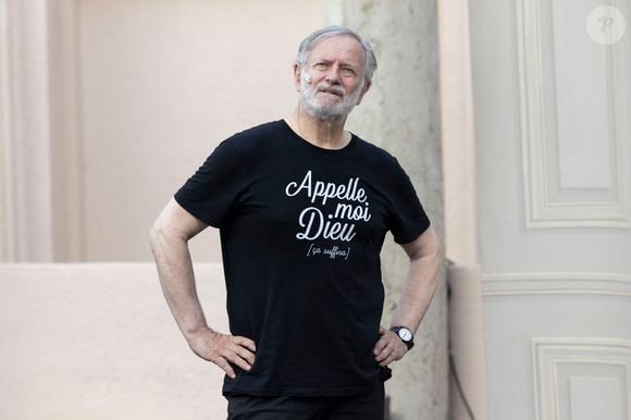 Exclusif - Francis Huster - Représentation de la pièce de théâtre "Les pigeons" au Théâtre de Verdure lors du 40ème Festival de Ramatuelle. Le 10 août 2024
© Cyril Bruneau / Festival de Ramatuelle / Bestimage