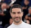 Après le tournage, l'acteur a souffert de nombreuses tendinites en reprenant du poids.

Tahar Rahim au photocall du film "Alpha" lors du 78ème Festival International du Film de Cannes, le 20 mai 2024.

© Jacovides-Moreau / Bestimage