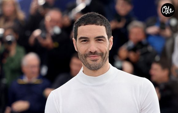 Après le tournage, l'acteur a souffert de nombreuses tendinites en reprenant du poids.

Tahar Rahim au photocall du film "Alpha" lors du 78ème Festival International du Film de Cannes, le 20 mai 2024.

© Jacovides-Moreau / Bestimage