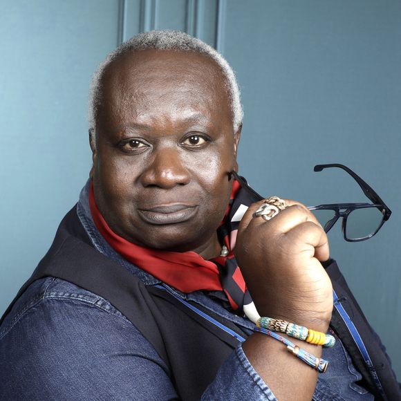 S’il affirme avoir depuis perdu du poids, il alerte sur les effets du "yo-yo" et le manque d’accompagnement.

Exclusif - Portrait de Magloire à Paris, le 11 juin 2025.
© Cédric Perrin/Bestimage