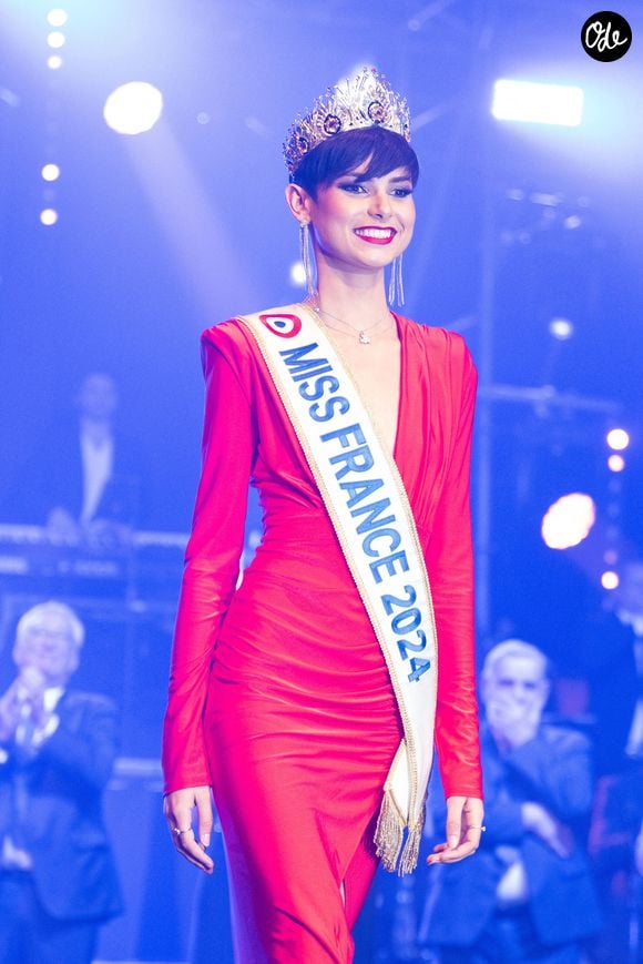 Eve Gilles (Miss France 2024) lors de l'élection de Miss Alès 2024 à Alès le 10 février 2024.

Stéphanie Gouiran / Panoramic / Bestimage
