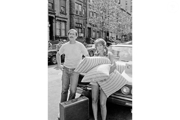 Rob Reiner et Penny Marshall sur le tournage du film "Aimez-moi et je serai votre meilleur ami", à New York, le 20 juin 1978. Dan Grossi/PA Wire.
