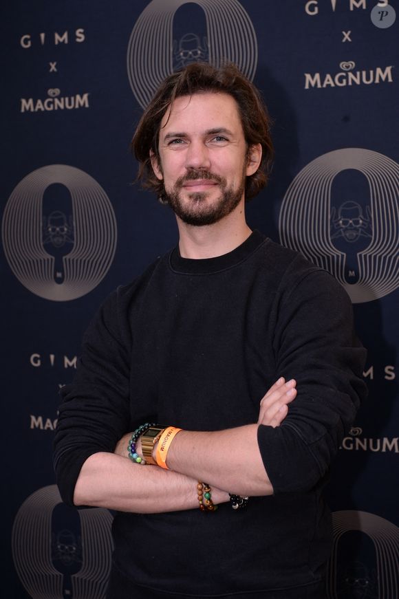 Il a aussi fait appel à un nutritionniste
Arnaud Demanche lors du lancement de la collection capsule Gims x Magnum à Paris le 27 mai 2021. © Bellak / Perusseau / Bestimage