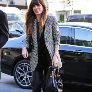 Lou Doillon au défilé La Rose Vivier le 6 mars 2025© Lucia Sabatelli / Bestimage