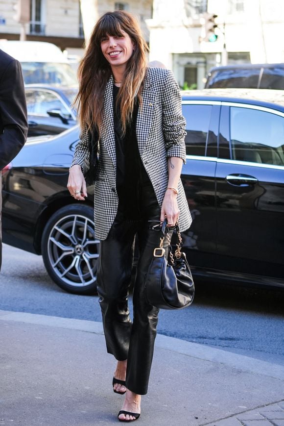 Lou Doillon au défilé La Rose Vivier le 6 mars 2025© Lucia Sabatelli / Bestimage