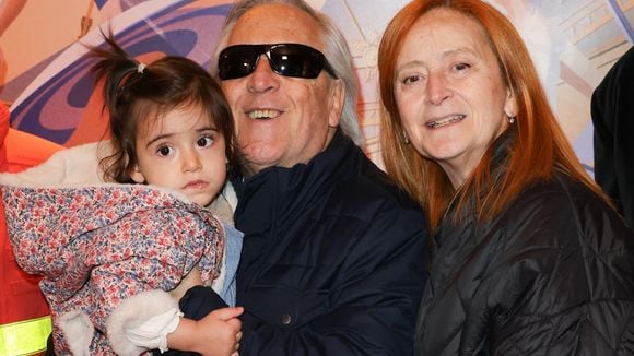 Gilbert Montagné avec sa femme Nikole et leur petite-fille dans les bras : la star du tapis rouge, c'était elle !