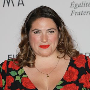 Elle est aussi connue pour son rôle d’Audrey dans "Demain nous appartient".

Charlotte Gaccio - Action Enfance a pour mission de protéger et d’éduquer sur le long terme des enfants en danger, de l’enfance à l’âge adulte. Elle les accueille, frères et sœurs ensemble, au sein de Villages d’Enfants et d’Adolescents, dans un cadre stable et protecteur. La Fondation leur apporte repères et équilibre en favorisant le maintien des liens entre frères et sœurs dans le respect de leur histoire familiale, afin de les aider à se construire et à devenir des adultes autonomes et responsables, capables de trouver leur place dans la société. © Coadic Guirec/Bestimage