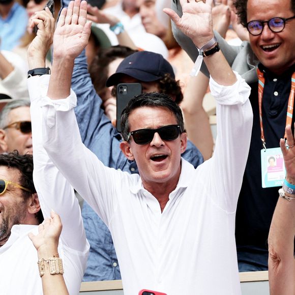 Manuel Valls - Célébrités en tribunes des Internationaux de France de tennis de Roland Garros 2023 à Paris le 11 juin 2023. © Jacovides-Moreau/Bestimage