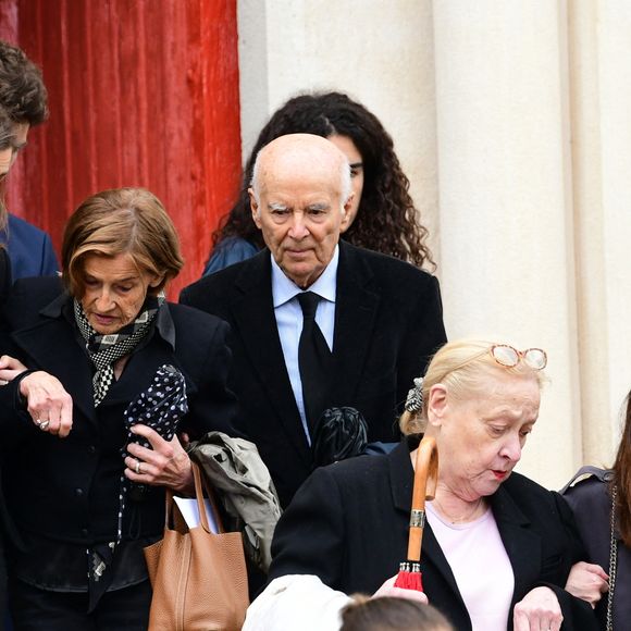 Famille et proches - Obsèques du journaliste et homme de lettres Bernard Pivot en l'église du christ à Quincié-en-Beaujolais, France, le 14 mai 2024.