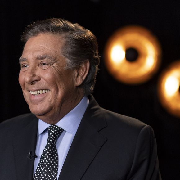 Exclusif - Jean-Pierre Foucault - Backstage de l'enregistrement de l'émission "La Chanson secrète 4", qui sera diffusée le 4 janvier 2020 sur TF1, à Paris. Le 17 décembre 2019
© Gaffiot-Perusseau / Bestimage