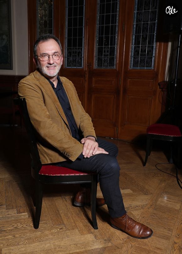 Exclusif - Rendez-vous avec Frédéric Lopez ("Après la fin") lors du 2ème Festival Creatvty 2025 des séries et créations audiovisuelles à Sète, le 14 novembre 2025. © Denis Guignebourg / Bestimage