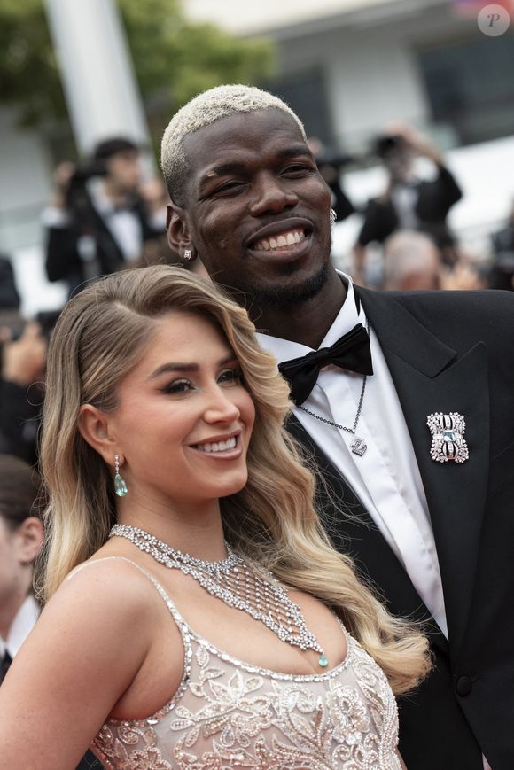 Après avoir vu la Juventus de Turin résilier son contrat, le champion du monde 2018 a choisi de s'engager en faveur de l'AS Monaco

Zulay Pogba et son mari Paul Pogba - Montée des marches du film « Highest 2 Lowest » lors du 78ème Festival International du Film de Cannes, au Palais des Festivals à Cannes. Le 19 mai 2025
© Jacovides-Moreau / Bestimage