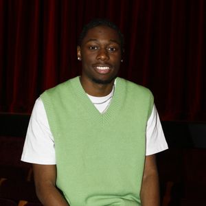 Exclusif - La révélation masculine Tiakola - Conférence de presse des Victoires de la Musique 2023 au Casino de Paris, France, le 9 janvier 2023. © Christophe Clovis/Bestimage