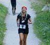 "Honnêtement, c'est la course la plus dure que j'ai faite", a-t-elle avoué au micro de nos confrères. Et de détailler son parcours : "Je suis tombée, on m'a aidée à me relever, j'ai eu des moments où je n'en pouvais plus...".

Amandine Petit (9 heures et 3 minutes) à l'arrivée de la course MCC (40 kms) de l'UTMB (Ultra Trail du Mont Blanc) à Chamonix le 24 août 2026.

© Romain Doucelin / Bestimage