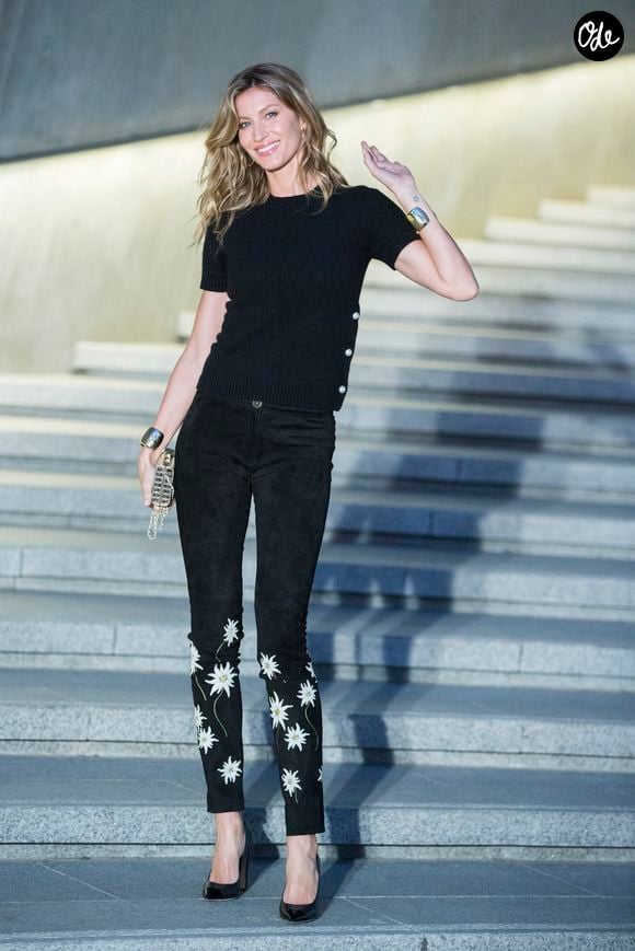 Gisele Bündchen - People au Photocall du défilé Chanel Croisière "Paris-Séoul" au Dongdaemun Design Plaza de Séoul le 4 mai 2015