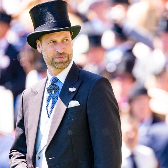 Ascot, ROYAUME-UNI – Des membres de la famille royale assistent à la deuxième journée du Royal Ascot à l'hippodrome d'Ascot, en Angleterre.

Sur la photo : le prince William, prince de Galles (Prince William, Prince of Wales) Backgrid USA / Bestimage