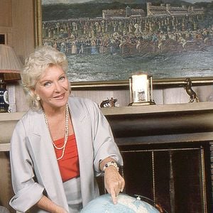 LINE RENAUD - Domicile à la Jonchère à Rueil Malmaison en Juillet 1988. © Bortoli//JLPPA/Bestimage