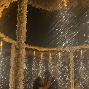 Vitaa au mariage de Sarah, la fille de l'époux de la chanteuse, Hicham. Instagram.  mai 2025