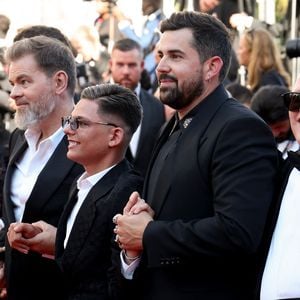 Le film d'Artus, qui a dépassé les dix millions d'entrées en France, concourra en effet le 28 février 2025 pour le trophée du Meilleur premier film.

Clovis Cornillac, Artus, Alice Belaidi et l'équipe du film "Un p'tit truc en plus" - Montée des marches du film « Le comte de Monte-Cristo » lors du 77ème Festival International du Film de Cannes, au Palais des Festivals à Cannes. Le 22 mai 2024 © Jacovides-Moreau / Bestimage