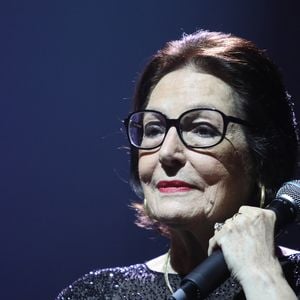 "La sagesse veut que l’on accepte que le temps a passé. Mais soyez certains que ma tendresse et ma reconnaissance n’ont pas pris une ride. Je vous embrasse et vous remercie infiniment pour votre compréhension."

Exclusif - Nana Mouskouri - Concert "Michel Legrand & Friends" en hommage à Michel Legrand au Grand Rex à Paris le 17 avril 2019. © Denis Guignebourg/Bestimage