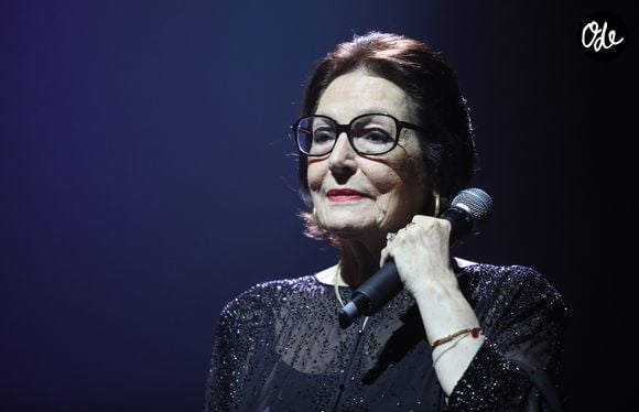 "La sagesse veut que l’on accepte que le temps a passé. Mais soyez certains que ma tendresse et ma reconnaissance n’ont pas pris une ride. Je vous embrasse et vous remercie infiniment pour votre compréhension."

Exclusif - Nana Mouskouri - Concert "Michel Legrand & Friends" en hommage à Michel Legrand au Grand Rex à Paris le 17 avril 2019. © Denis Guignebourg/Bestimage