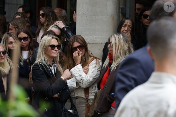Estelle Lefébure, Veronika Loubry - Sorties des Obsèques de Constance de la Fontaine en l'église Notre-Dame-de-Grâce-de-Passy à Paris le 12 mai 2026. © Coadic Guirec - Julien Sarkissian / Bestimage