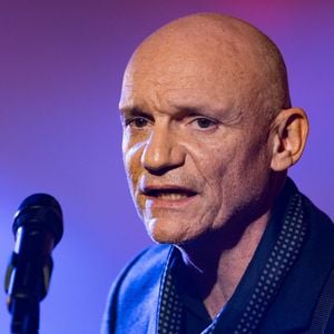 Mais diamétralement opposés
Exclusif - Gaëtan Roussel - Enregistrement de l'émission "La grande soirée du 31 à Fontainebleau" au Château de Fontainebleau, diffusée le 31 décembre sur France 2 © Tiziano Da Silva-Cyril Moreau / Bestimage