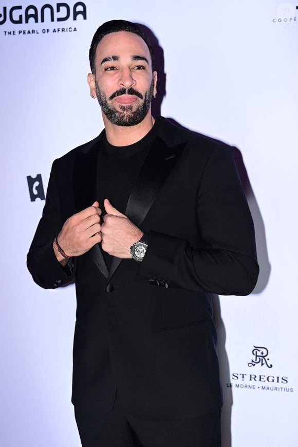 Adil Rami - Photocall de la soirée AKILI MIRARI sur la plage "Croisette Beach - MGallery" lors du 79ème Festival International du Film de Cannes, le 13 mai 2026.
Photo par Romain Doucelin/Bestimage