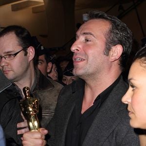 Jean Dujardin rentrant de Los Angeles en 2012 avec son Oscar
©AGENCE / BESTIMAGE