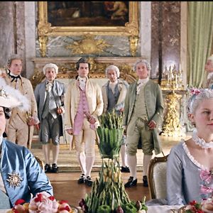 Kirsten Dunst sur le tournage de "Marie-Antoinette". Agence/BestImage