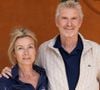 Tout comme Denis Brogniart et son épouse Hortense. 
Denis Brogniart et sa femme Hortense Brogniart au village lors des Internationaux de France de Tennis de Roland Garros 2026. Paris, le 1er juin 2026. © Jacovides / Moreau / Bestimage
