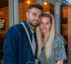 Elle a justifié ce choix en déclarant : "Franchement j'ai tout donné, même mon divorce, je ne peux pas faire pire !".

Exclusif - Thibault Garcia et sa femme Jessica Thivenin lors de la soirée " Come Chill with Booba " au bar Le Tube à Dubaï le 21 octobre 2021. © Nicolas Briquet / Bestimage
