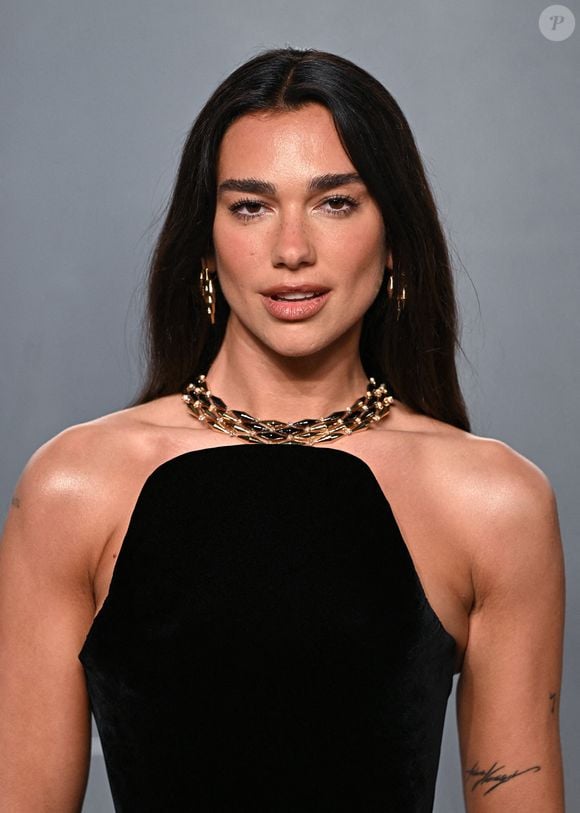 Dua Lipa arrivant à la Vanity Fair Oscar Party, David Geffen Galleries, LACMA. Crédit : Doug Peters/EMPICS ... Soirée des Oscars Vanity Fair ... 16-03-2026 ... Los Angeles ... USA ... Le crédit photo doit se lire : Doug Peters/Doug Peters. Numéro de référence unique : 83904386 ...