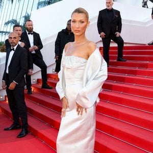 Bella Hadid - Montée des marches du film " Garance " lors du 79ème Festival International du Film de Cannes, le 17 mai 2026. © Jacovides-Moreau / Bestimage