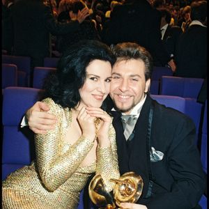 Angela Gheorghiu et Roberto Alagna lors des Victoires de la musique classique en 1997, où le ténor a été récompensé comme artiste lyrique de l'année. © RINDOFF-BOWEN / BESTIMAGE