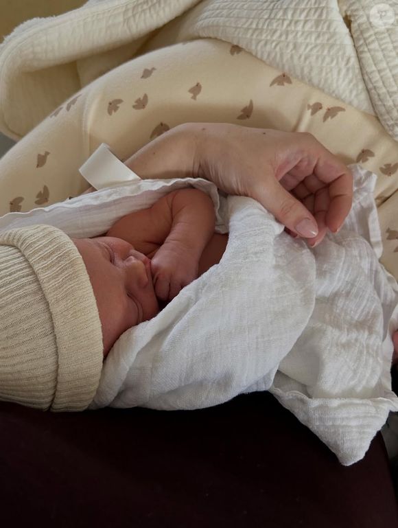 L'humoriste et chroniqueur de "Quotidien" GuiHome est papa pour la première fois.