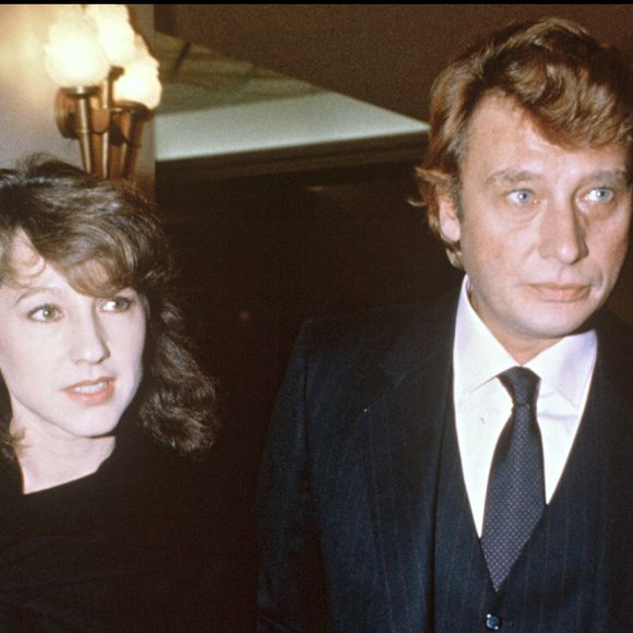 Vendue en 2008 à des acheteurs sud-africains, la propriété est en partie abandonnée. 

Archives - Nathalie Baye et Johnny Hallyday à l'avant-première de Thierry Le Luron. RINDOFF-PATERSON / BESTIMAGE