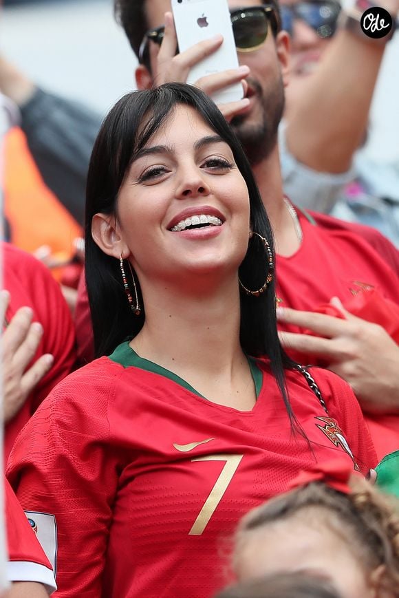 Georgina Rodríguez a personnellement dirigé l'intégralité des travaux d'aménagement de ce bien, partageant le résultat final sur Instagram en début d'année.

Georgina Rodriguez (supposée enceinte), la compagne de Cristiano Ronaldo dans les tribunes du match Portugal / Maroc lors de la coupe du monde 2018 en Russie à Moscou le 20 juin 2018. © Cyril Moreau / Bestimage
