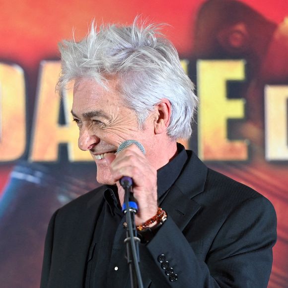 Le chanteur Daniel Lavoie se produit lors d'une présentation spéciale de la comédie musicale "Notre Dame de Paris" à la Villa Albertine à New York, NY, le 7 juillet 2022. Photo par Anthony Behar/SPUS/ABACAPRESS.COM