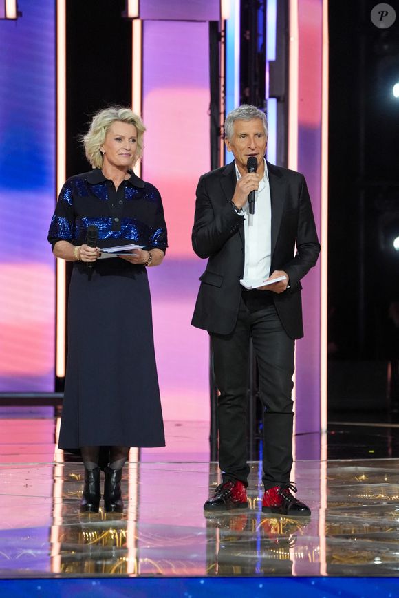 Sophie Davant, Nagui lors de la soirée de lancement de la 39ème édition du Téléthon sur France 3 aux Studios du Lendit à Saint-Denis, France, le 5 décembre 2025. Photo par Anne-Sophie Guebey/Bestimage