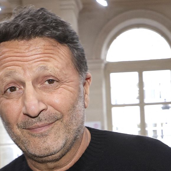 Après Tahiti, Arthur a visité Bora Bora.

Lors du bicentenaire de Hachette livre au Palais Brongniart " Les grandes rencontres Hachette " le 14 mars 2026. © Cédric Perrin/Bestimage